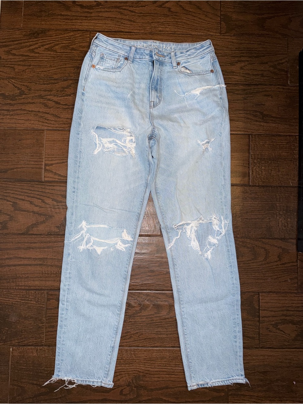 American Eagle Outfitters Light Wash Distressed Straight-Leg Jeans